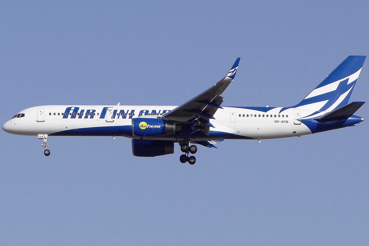 OH-AFM (cn 25623) Boeing 757-204
