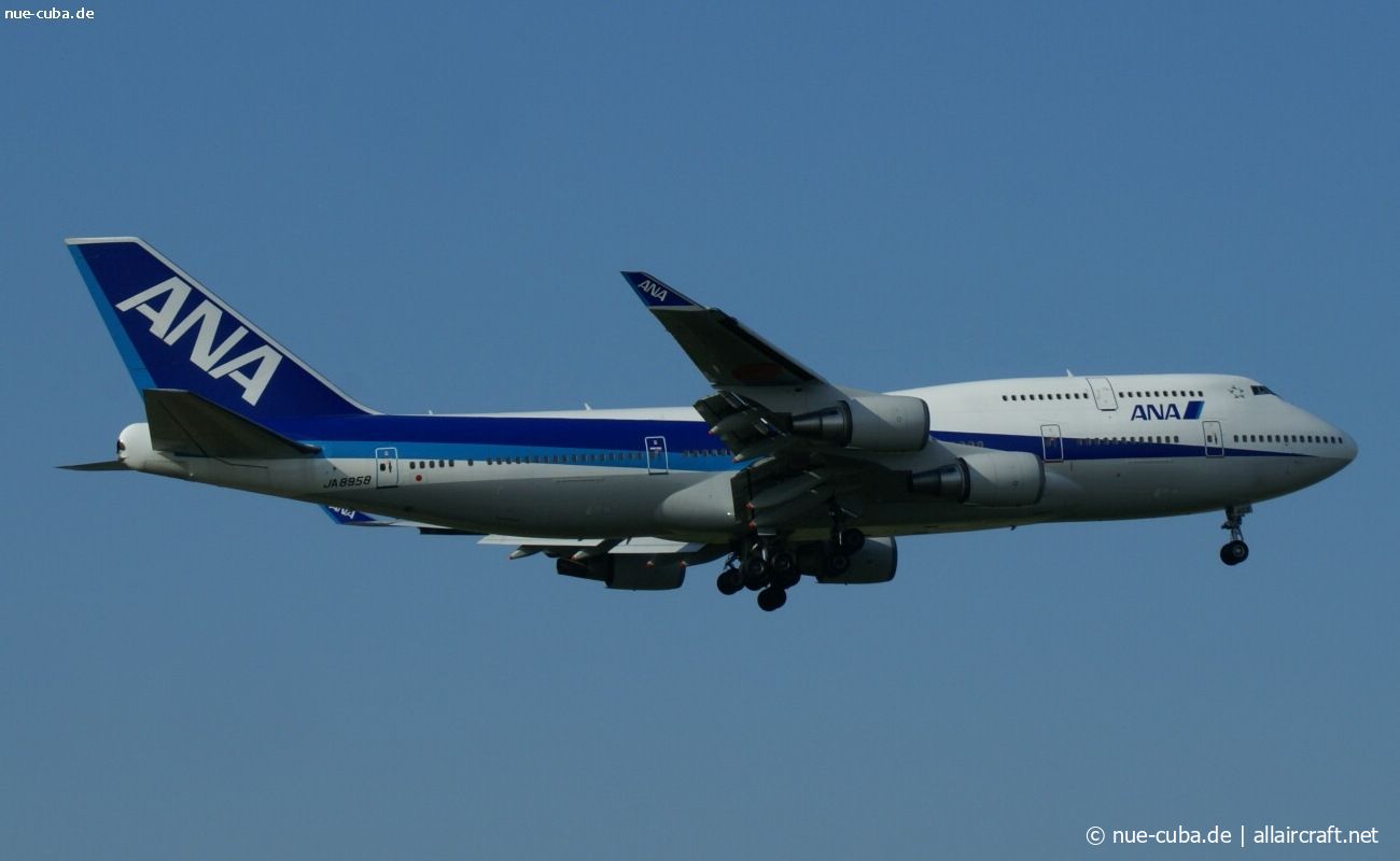 JA8958 (25641) 1992 Boeing 747-481
