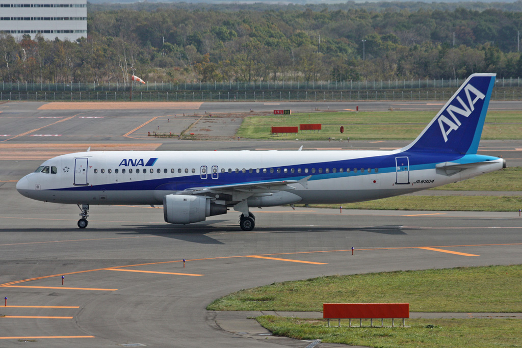 JA8304, (cn 531), Airbus A320-211