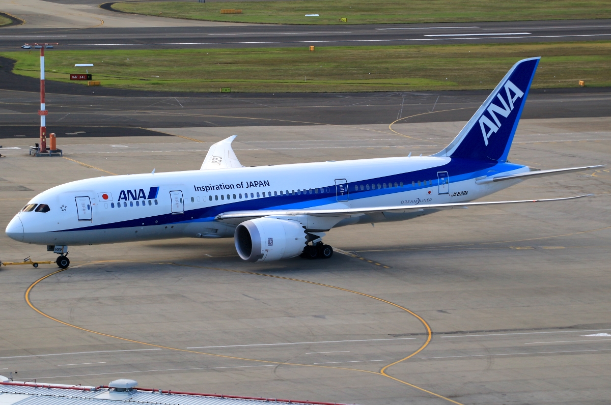 JA828A (cn 42248) Boeing 787-8