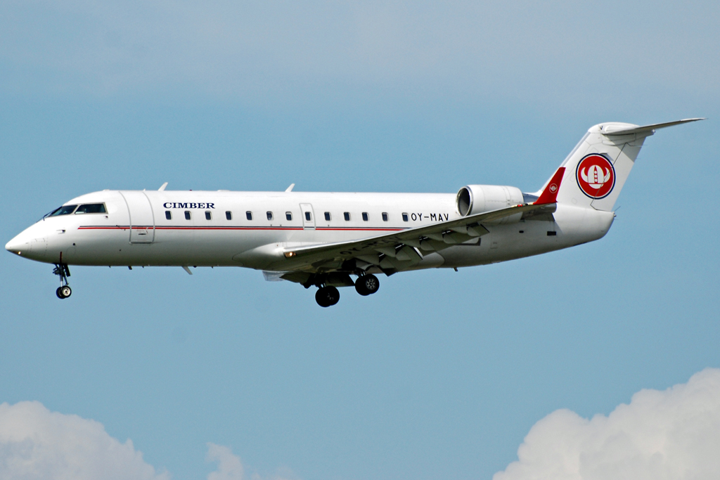 OY-MAV (7386) Bombardier CRJ200LR