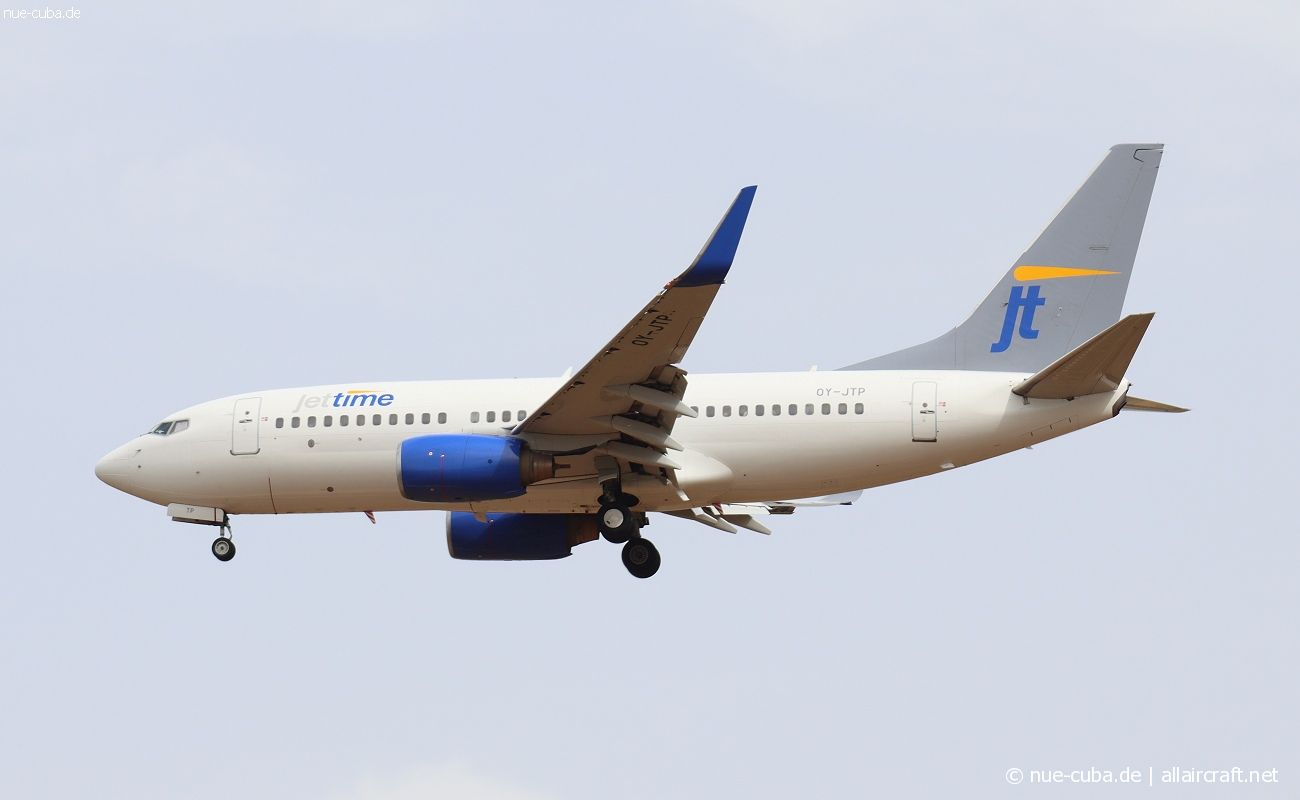 OY-JTP (34022) 2005 Boeing 737-79L(WL)