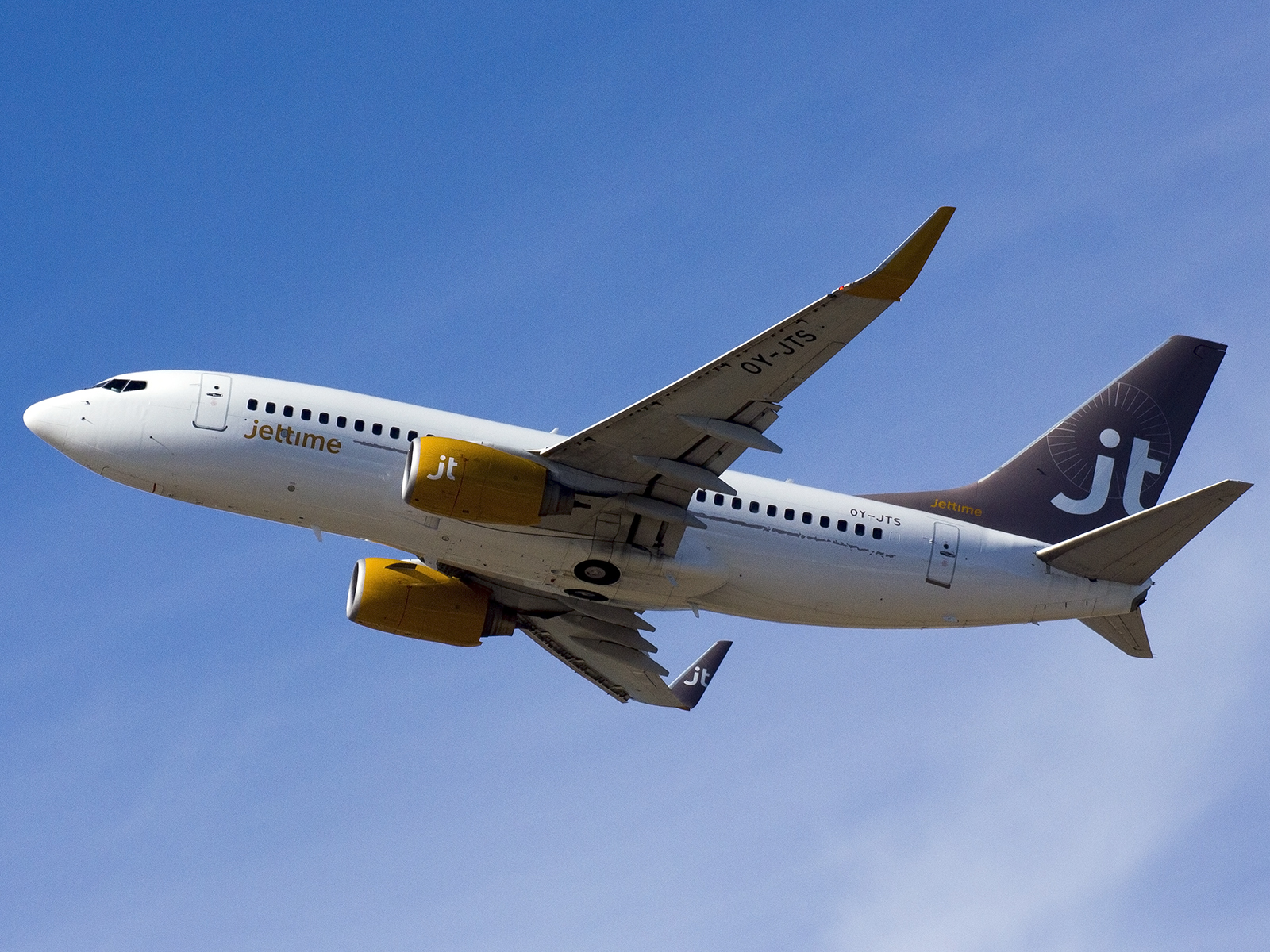 OY-JTS (33465) 2003 Boeing 737-7K2(WL)