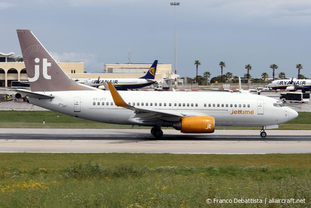 OY-JTT (29079) 1999 Boeing 737-73S(WL)