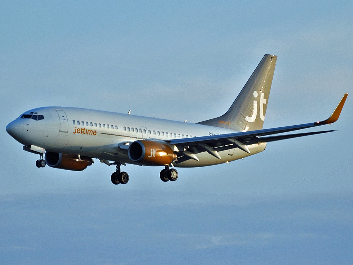 OY-JTY (30727) 2001 Boeing 737-7Q8(WL)