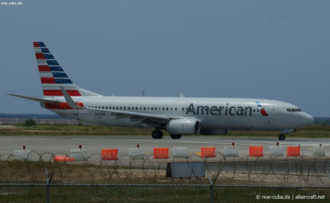 N882NN 33221 Boeing 737-823(WL)