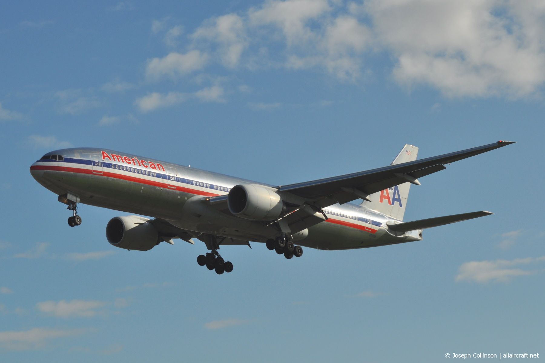 N774AN (29581) 1999 Boeing 777-223(ER)