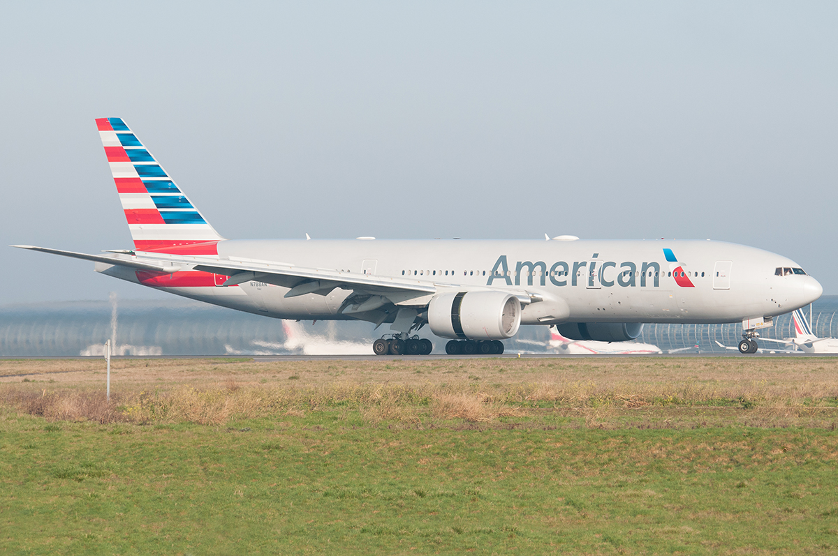 N788AN (30011) 2000 Boeing 777-223(ER)