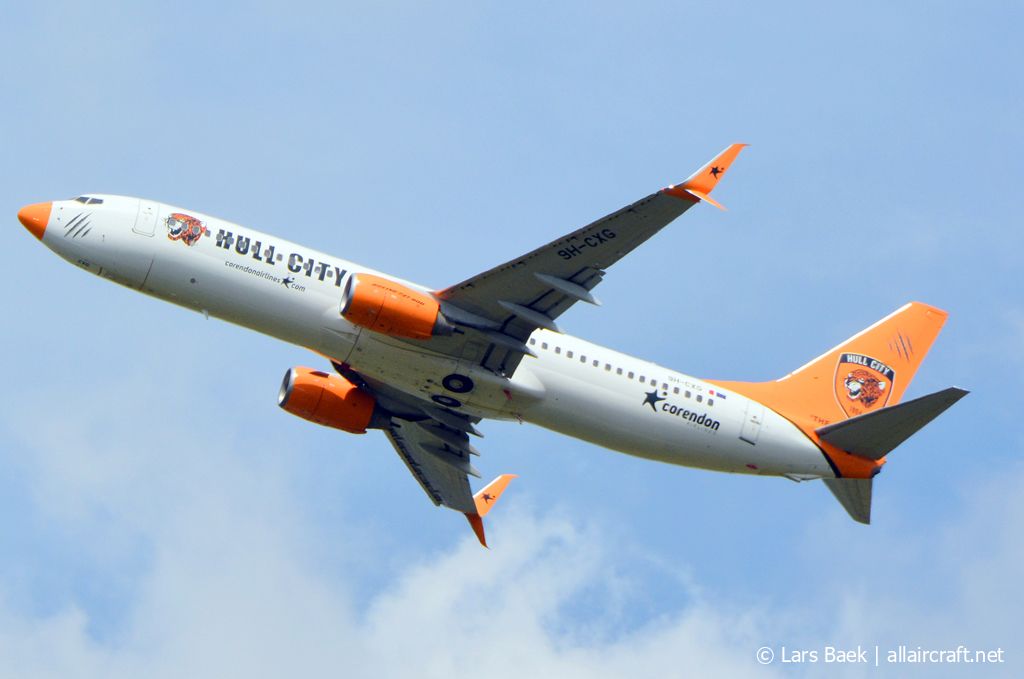 9H-CXG (37254) 2011 Boeing 737-8K5(WL)