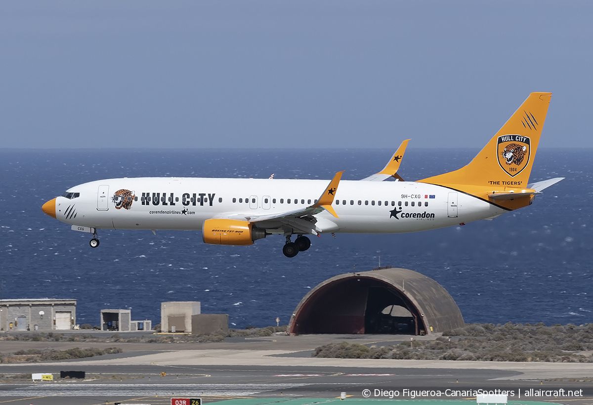 9H-CXG (37254) 2011 Boeing 737-8K5(WL)
