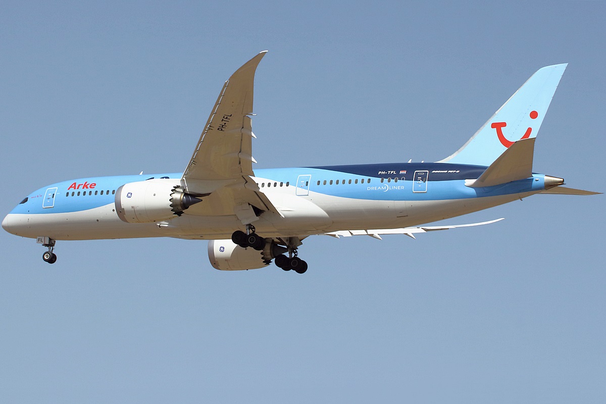 PH-TFL (37228) 2014 Boeing 787-8 Dreamliner