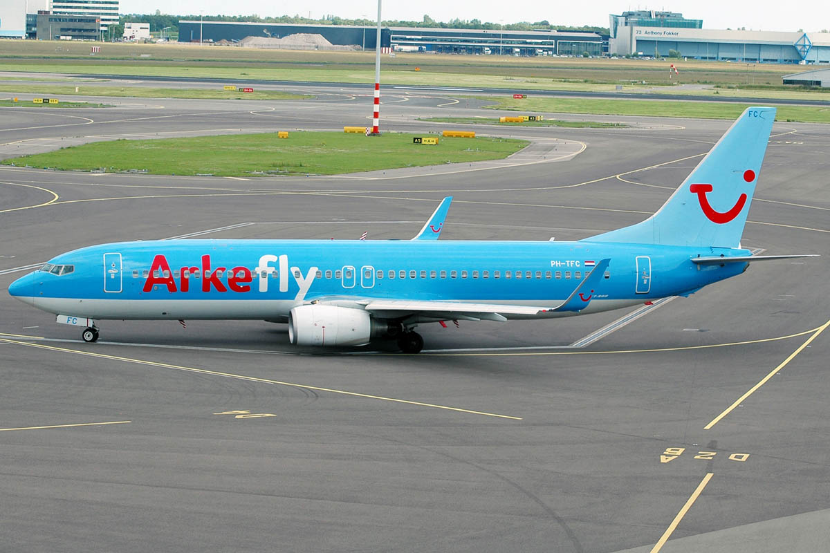 PH-TFC (cn 35146) Boeing 737-8K5