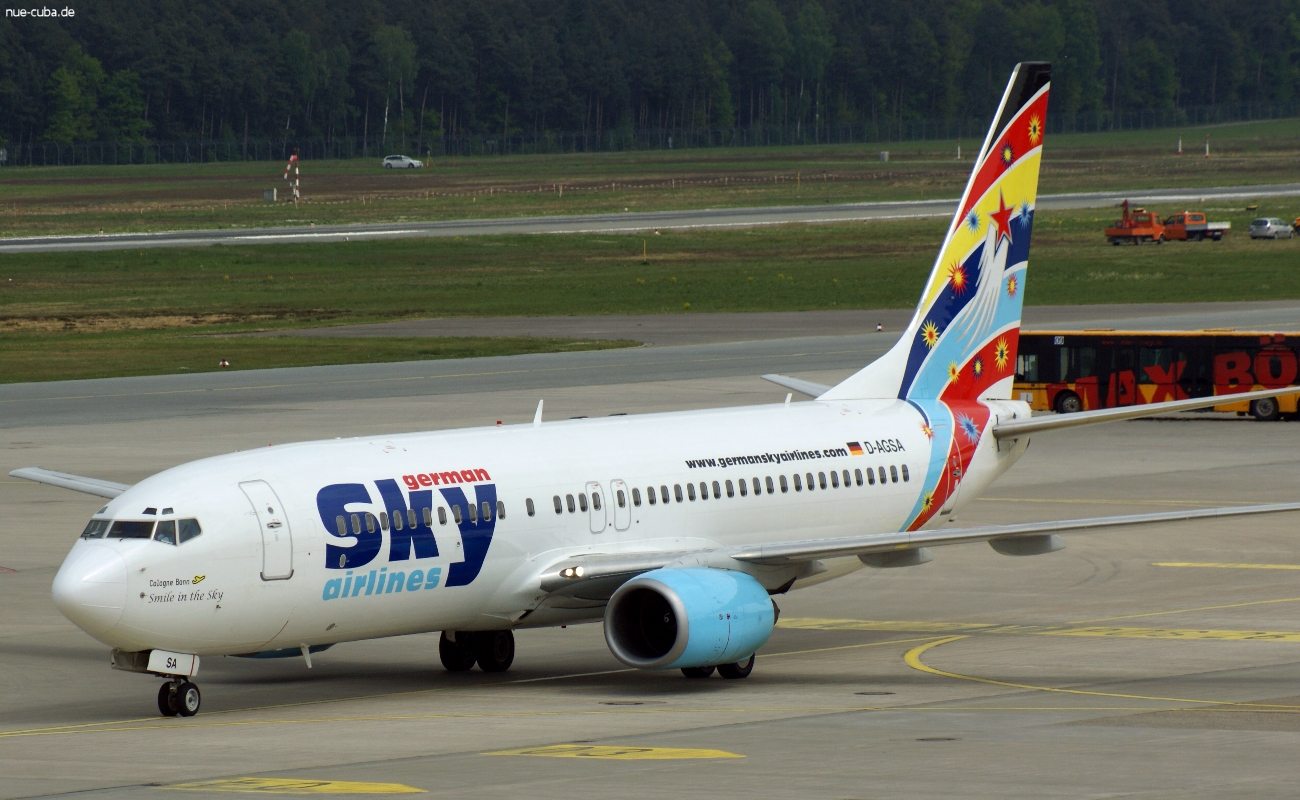 D-AGSA (28323) Boeing 737-883