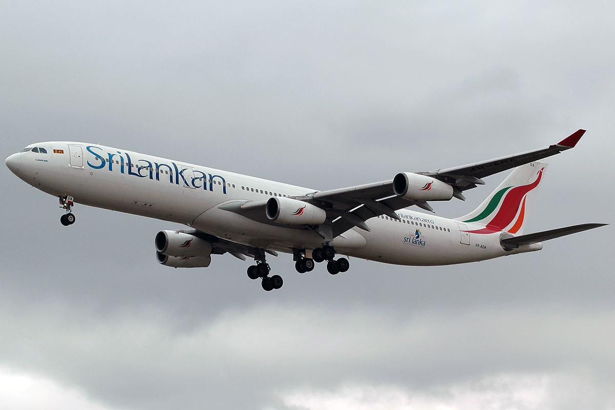 4R-ADA (032) 1994 Airbus A340-311