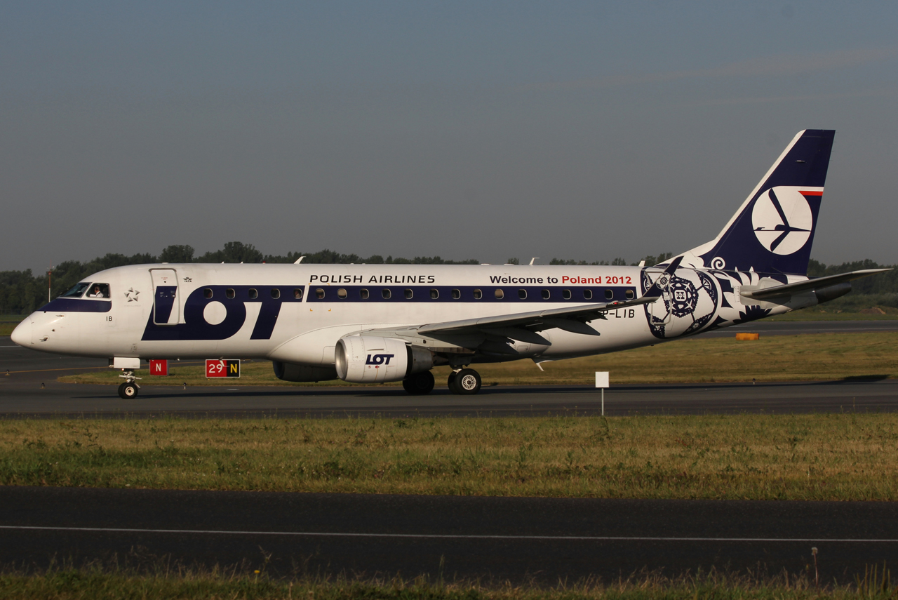 SP-LIB (17000132) Embraer 170-200STD