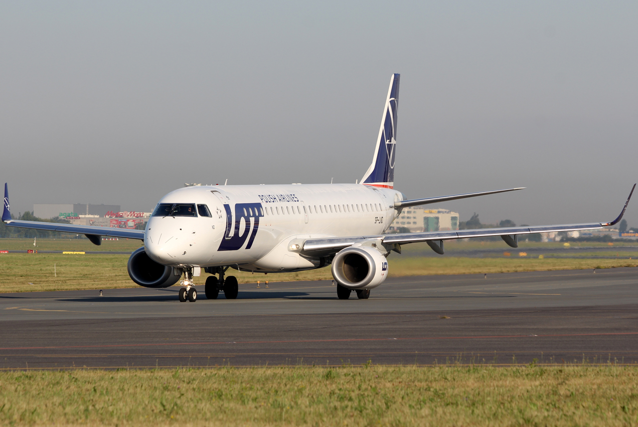 SP-LND (cn 19000516) Embraer 190-200LR