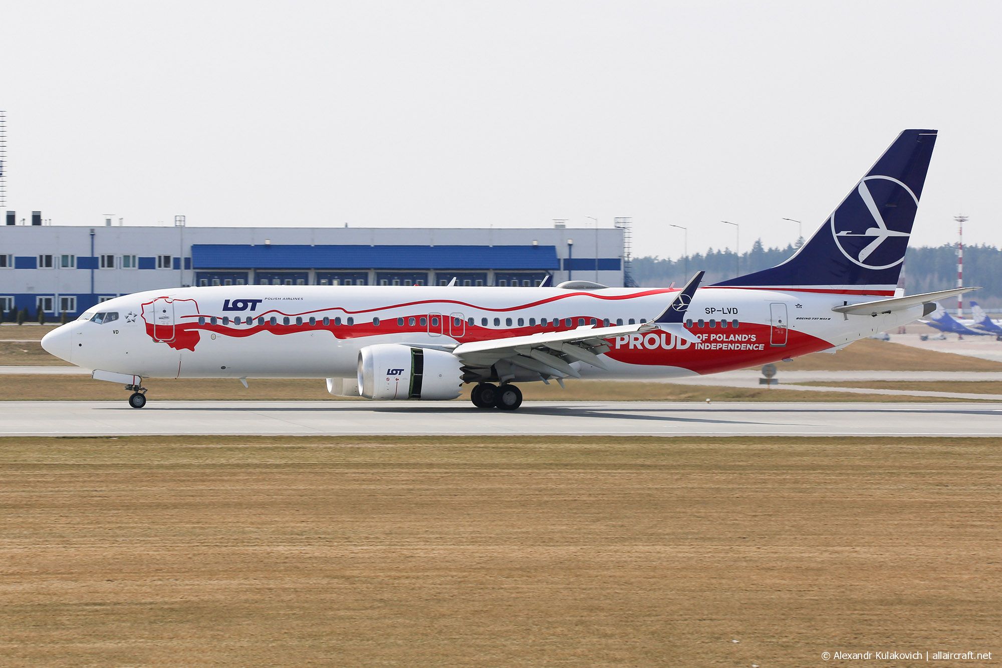 SP-LVD (64069) 2018 Boeing 737-8 MAX