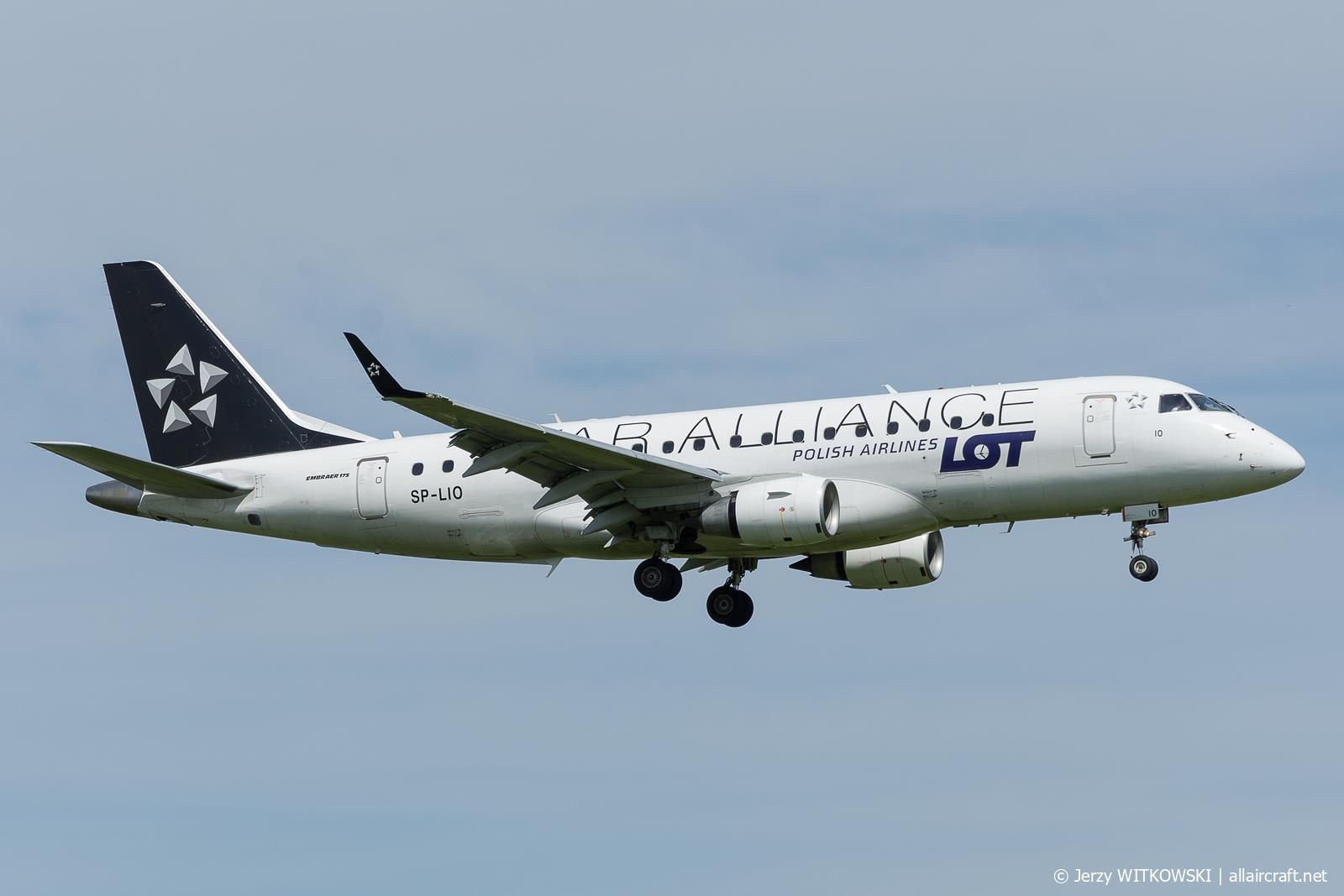 SP-LIO (17000321) Embraer 170-200LR
