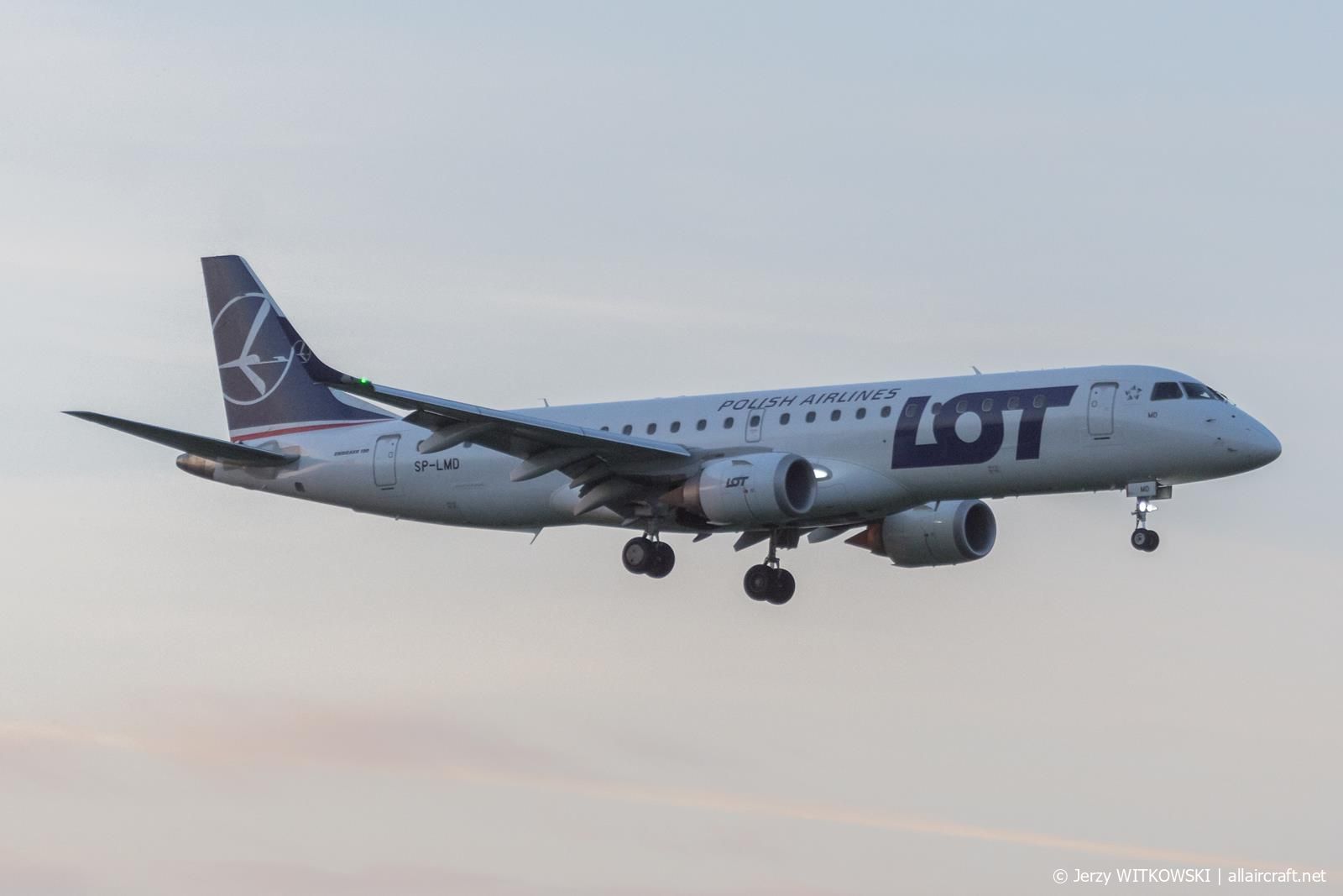 SP-LMD (19000764) Embraer ERJ-190STD