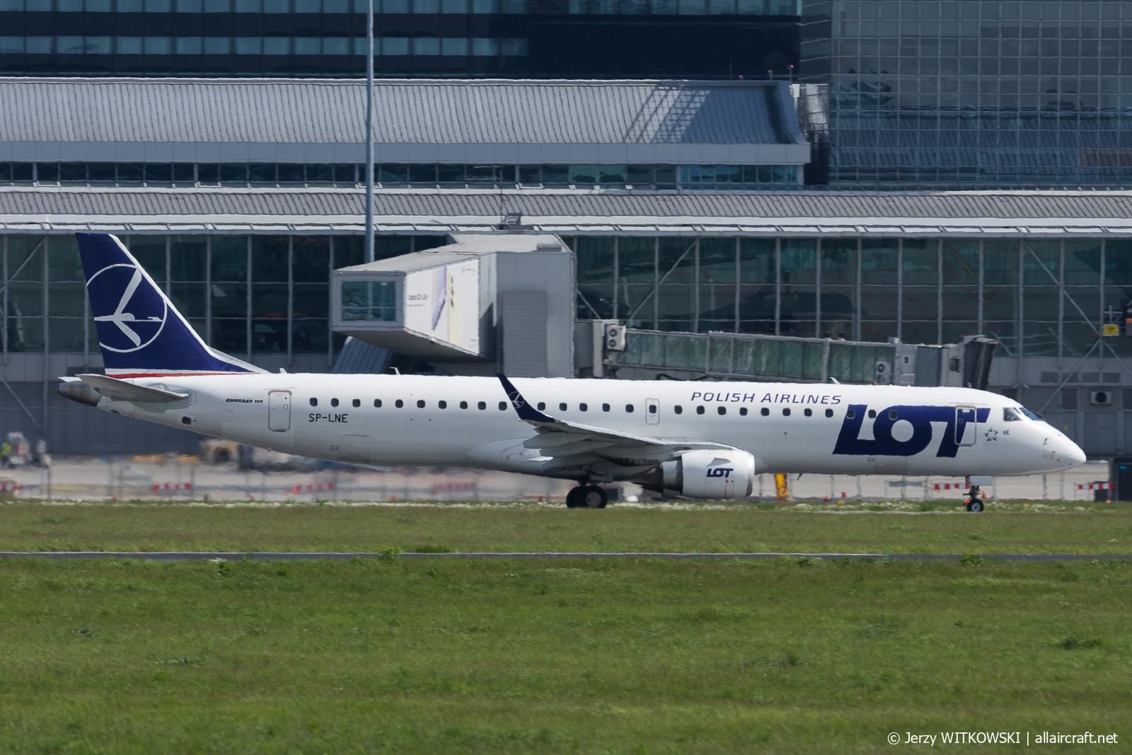SP-LNE (19000583) Embraer 190-200LR