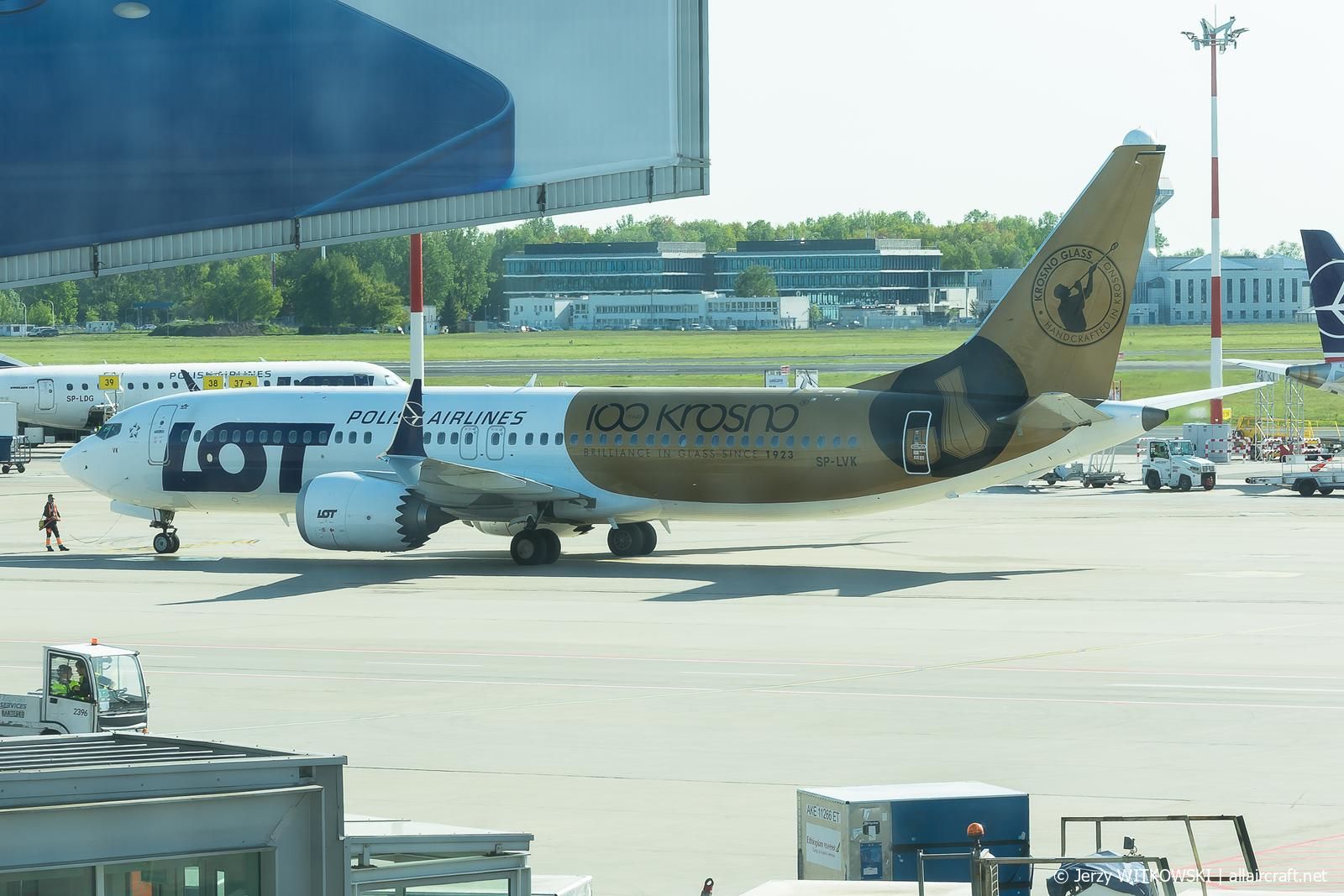 SP-LVK (43325) 2021 Boeing 737-8 MAX