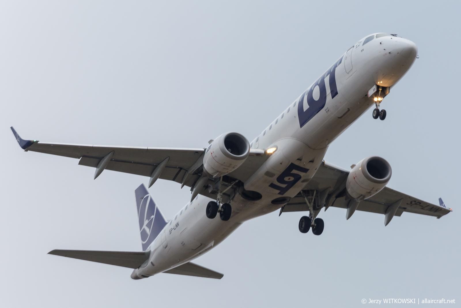 SP-LNN (19000413) Embraer ERJ-195AR