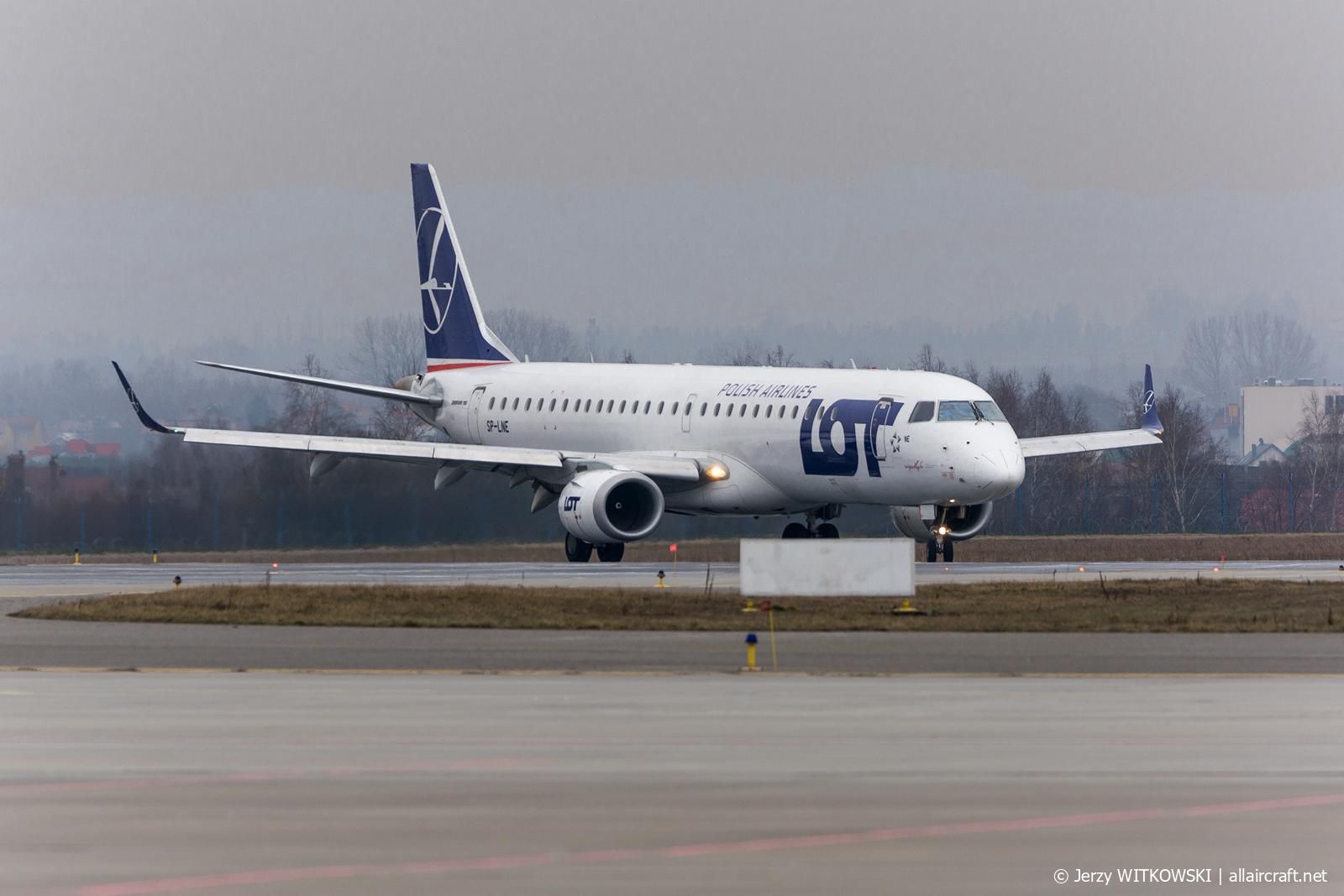 SP-LNE (19000583) Embraer 190-200LR