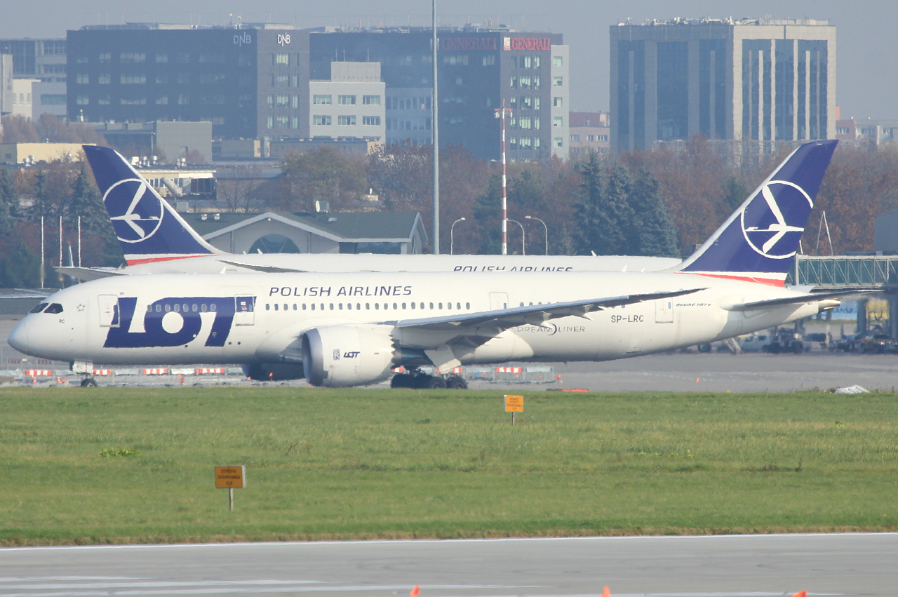 SP-LRC (35940) 2013 Boeing 787-8 Dreamliner