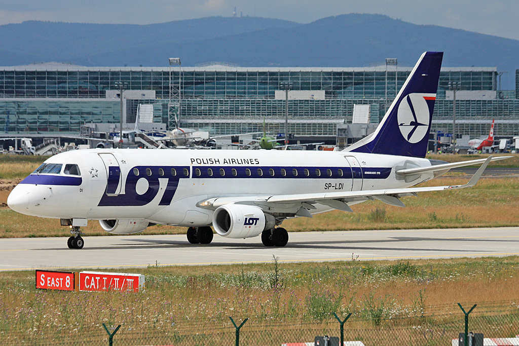 SP-LDI (17000073) Embraer 170-100LR