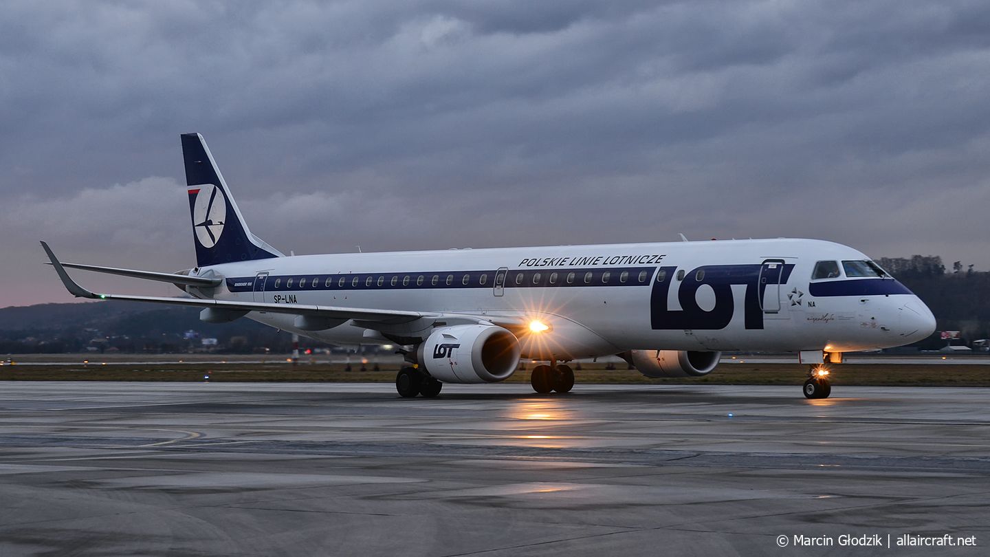 SP-LNA (19000415) Embraer 190-200LR