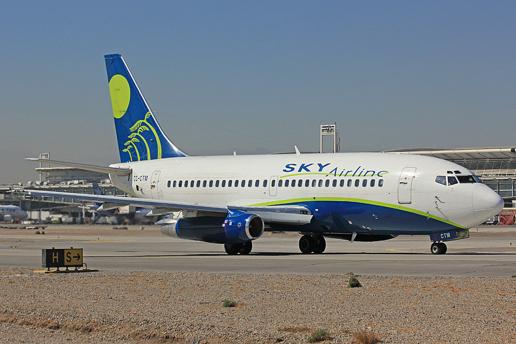 CC-CTM (22139) 1981 Boeing 737-230/Adv