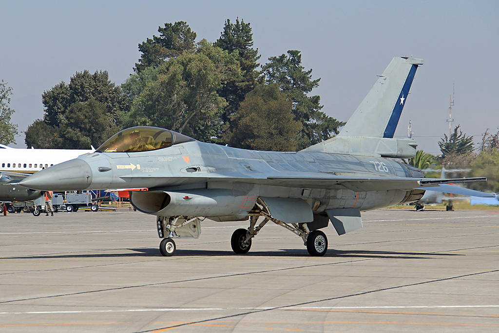 726 (6D-127) General Dynamics F-16AM
