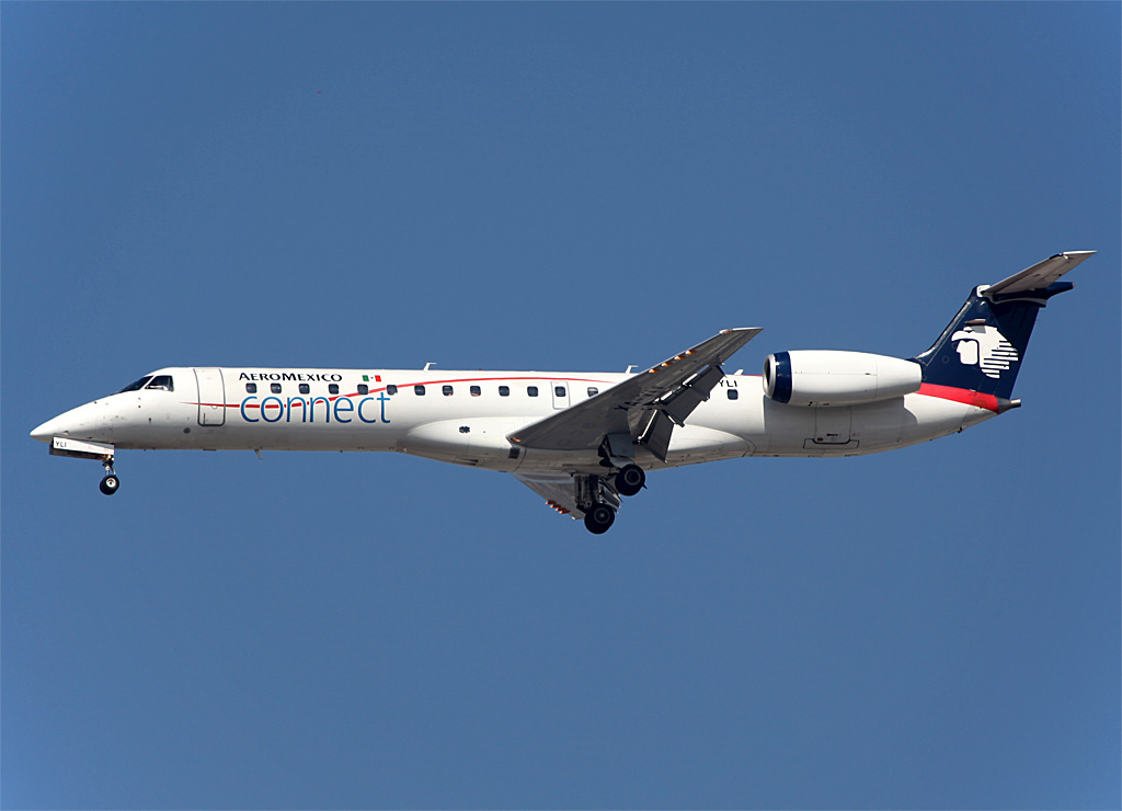 XA-YLI (145400) 2001 Embraer ERJ-145LU