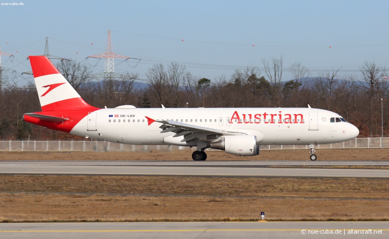 OE-LBV (1385) 2000 Airbus A320-214