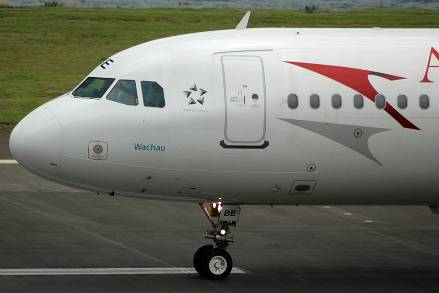 OE-LBE (935) 1998 Airbus A321-211