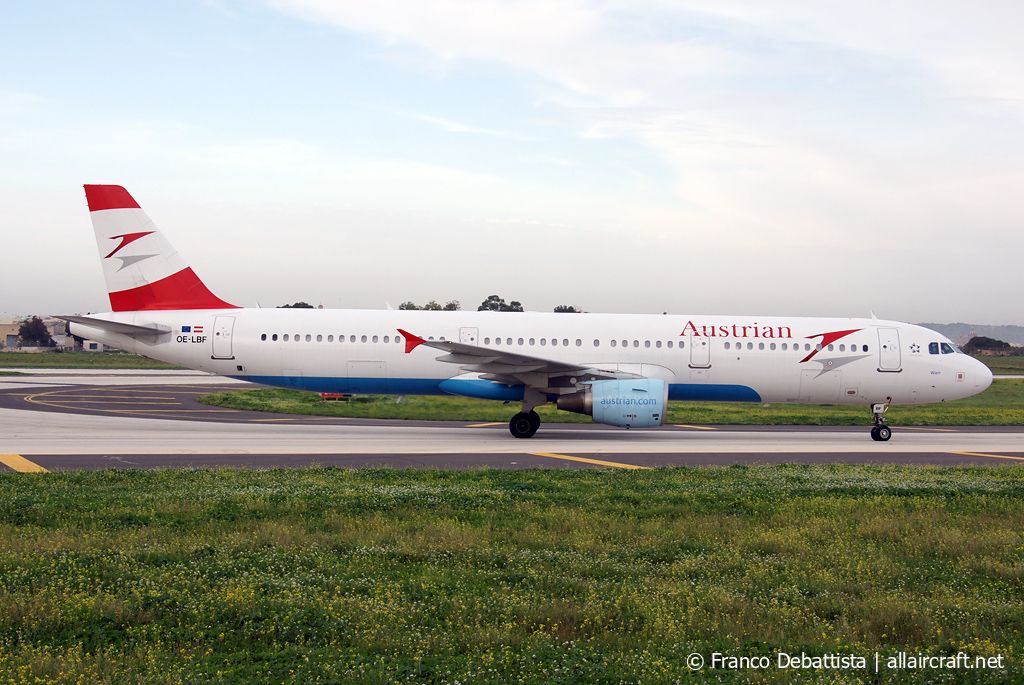 OE-LBF (1458) 2001 Airbus A321-211