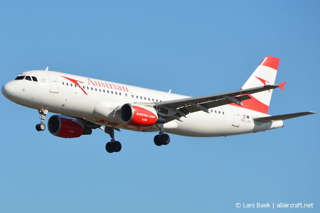 OE-LXA (3295) 2007 Airbus A320-216