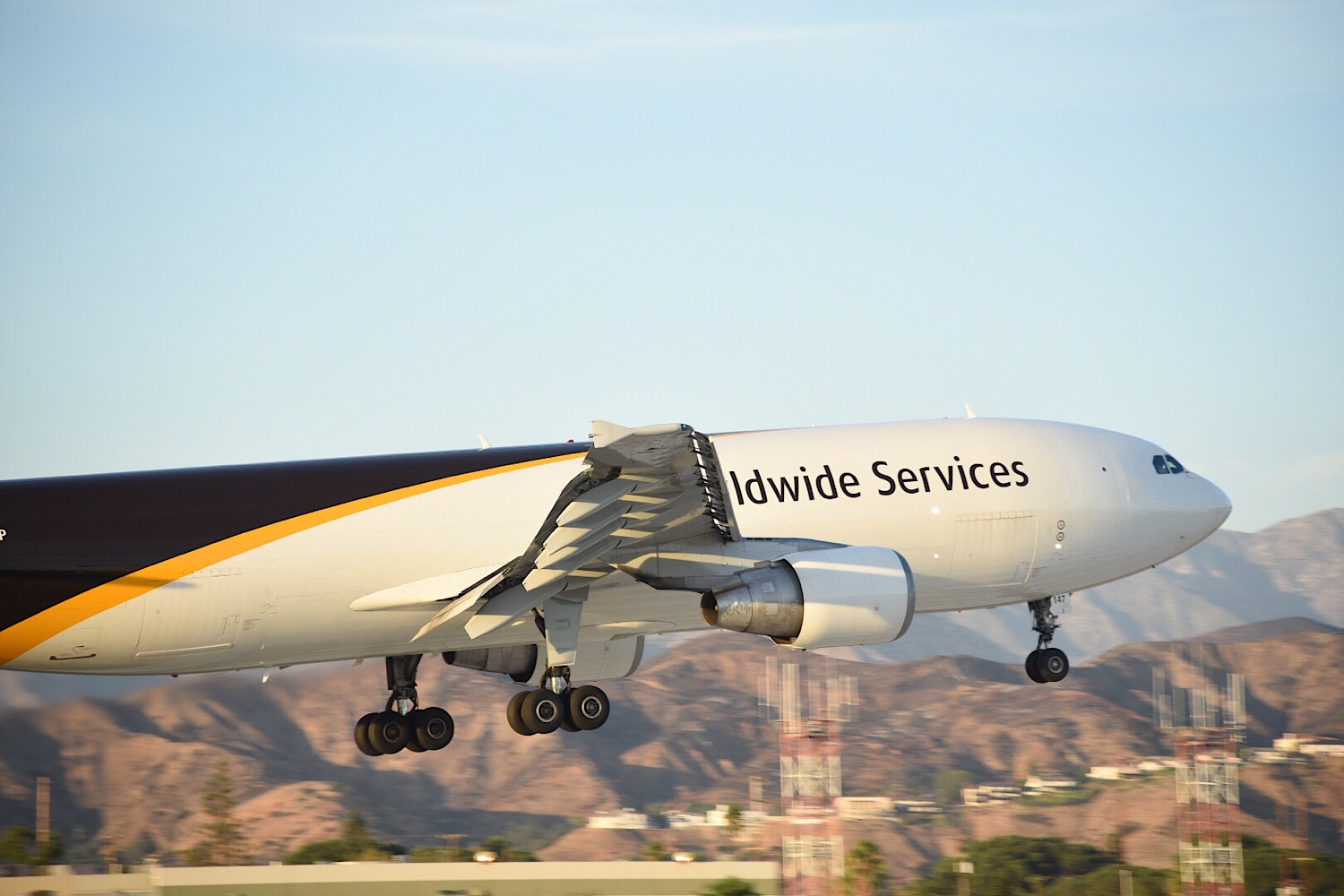 N147UP (830) 2002 Airbus A300F4-622R