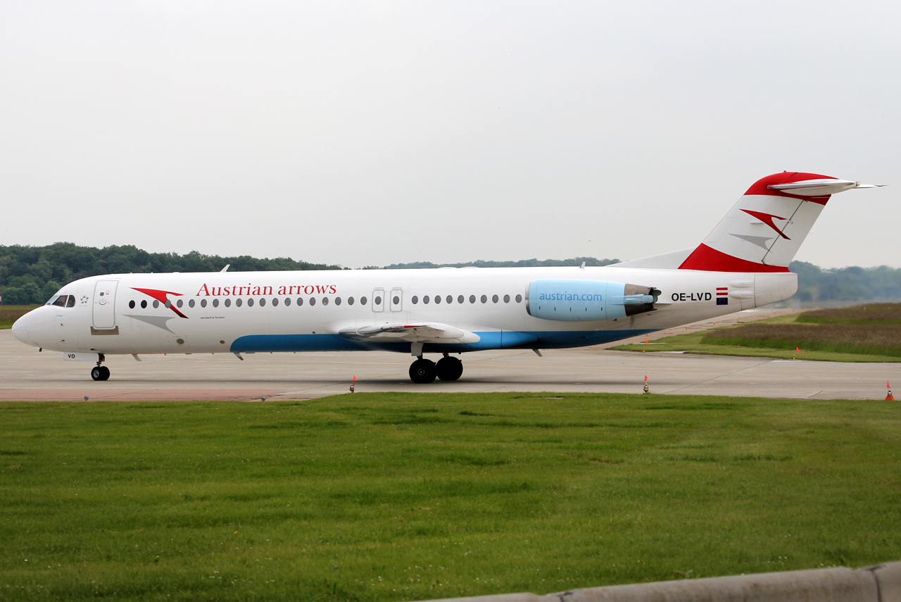 OE-LVD (cn 11515) Fokker 100