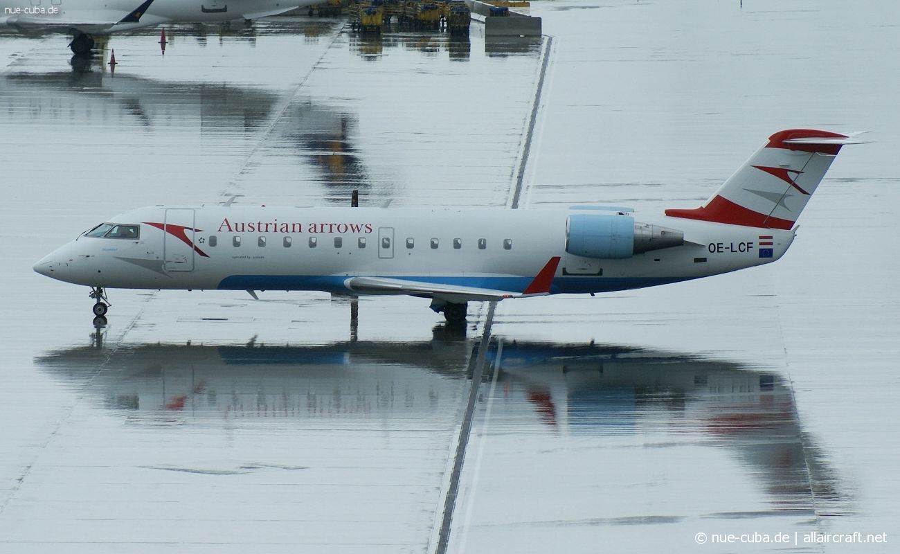 OE-LCF (7094) 1996 Bombardier CRJ200LR