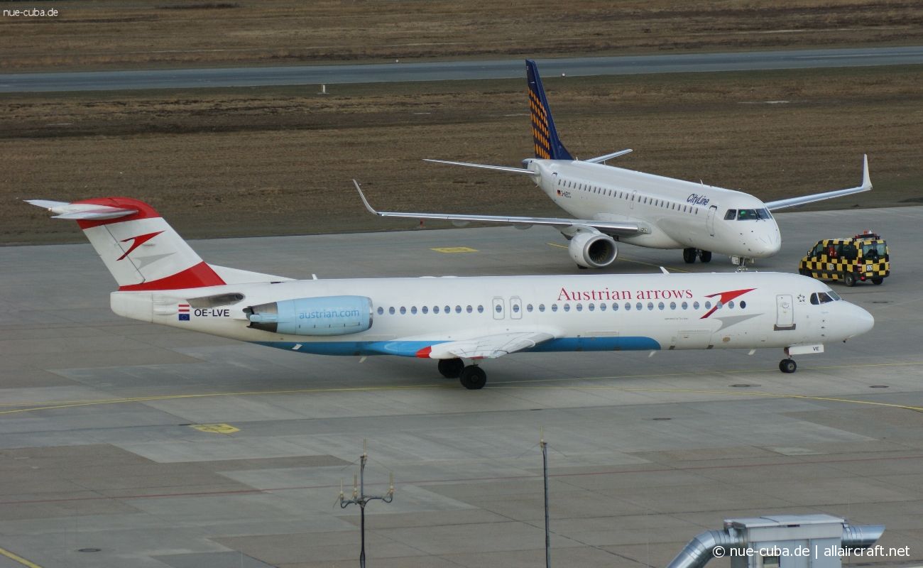 OE-LVE (11499) 1994 Fokker 100