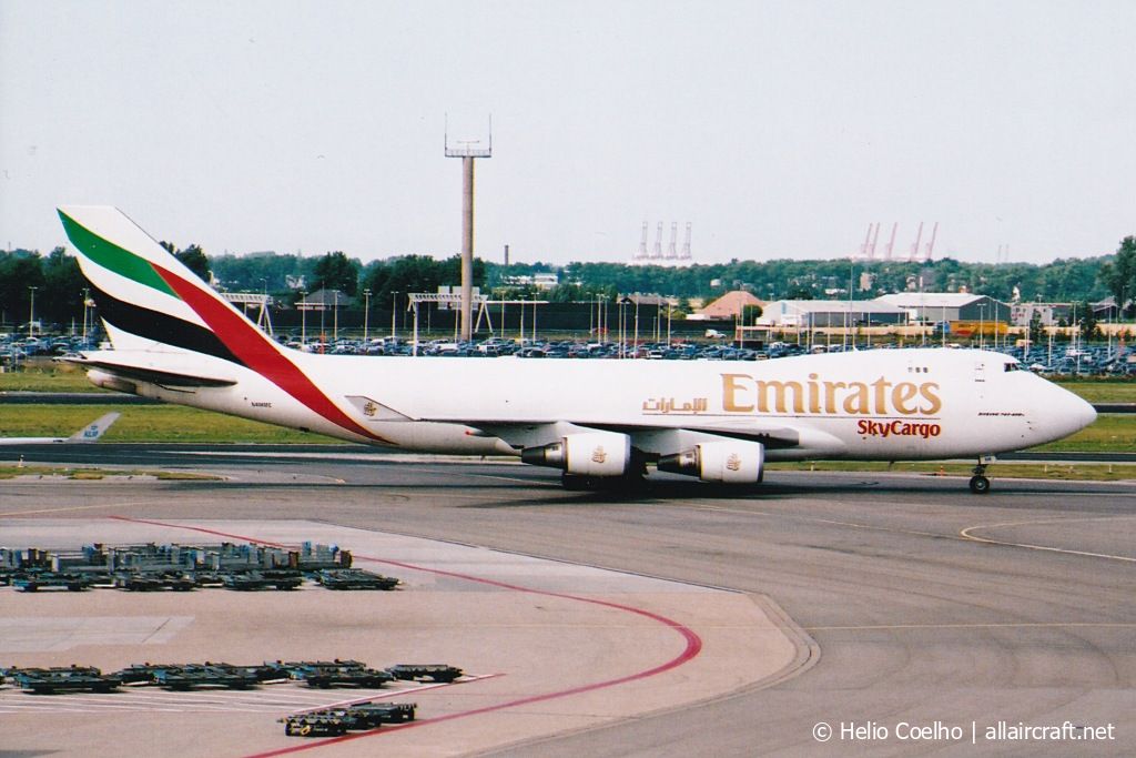 N408MC (29261) 1998 Boeing 747-47UF