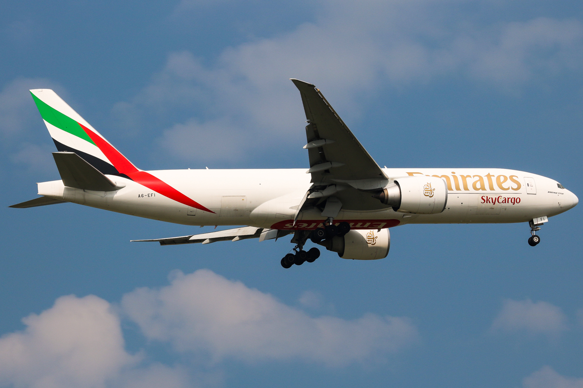 A6-EFI (35609) 2012 Boeing 777-F1H