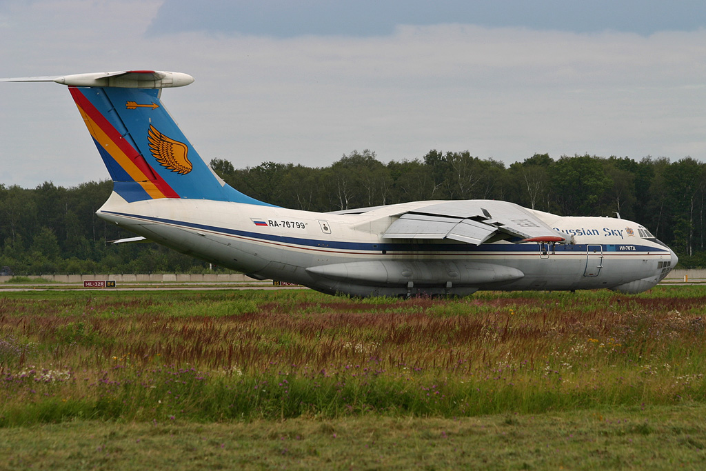 RA-76799 (1003403075) 1990 Ilyushin Il-76TD
