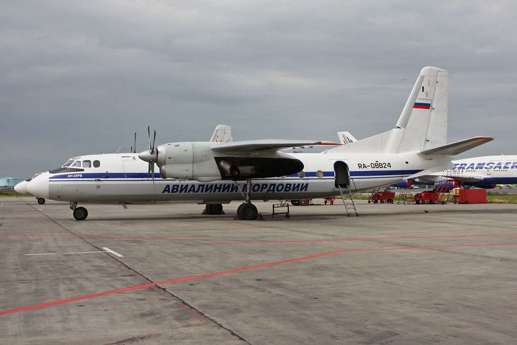 RA-08824 (97310810V) Antonov An-24RV