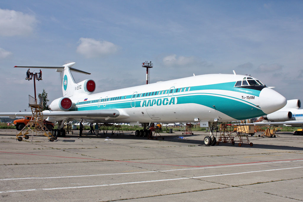 RA-85782 (cn 93A-966) Tupolev Tu-154M