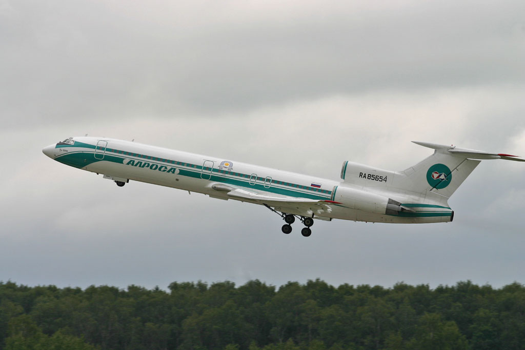 RA-85654 (cn 89A-796) Tupolev Tu-154M