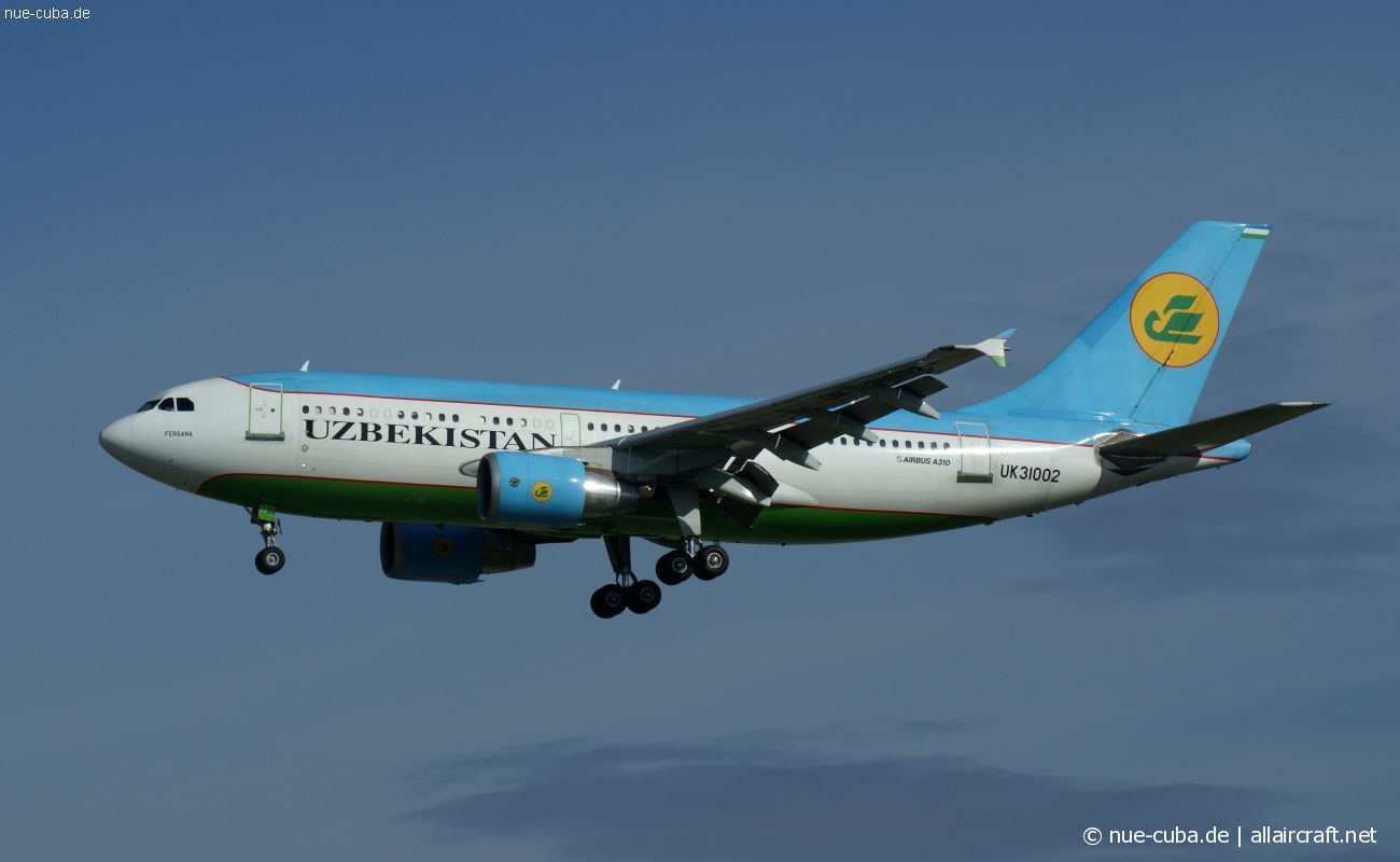 UK31002 (576) 1991 Airbus A310-324