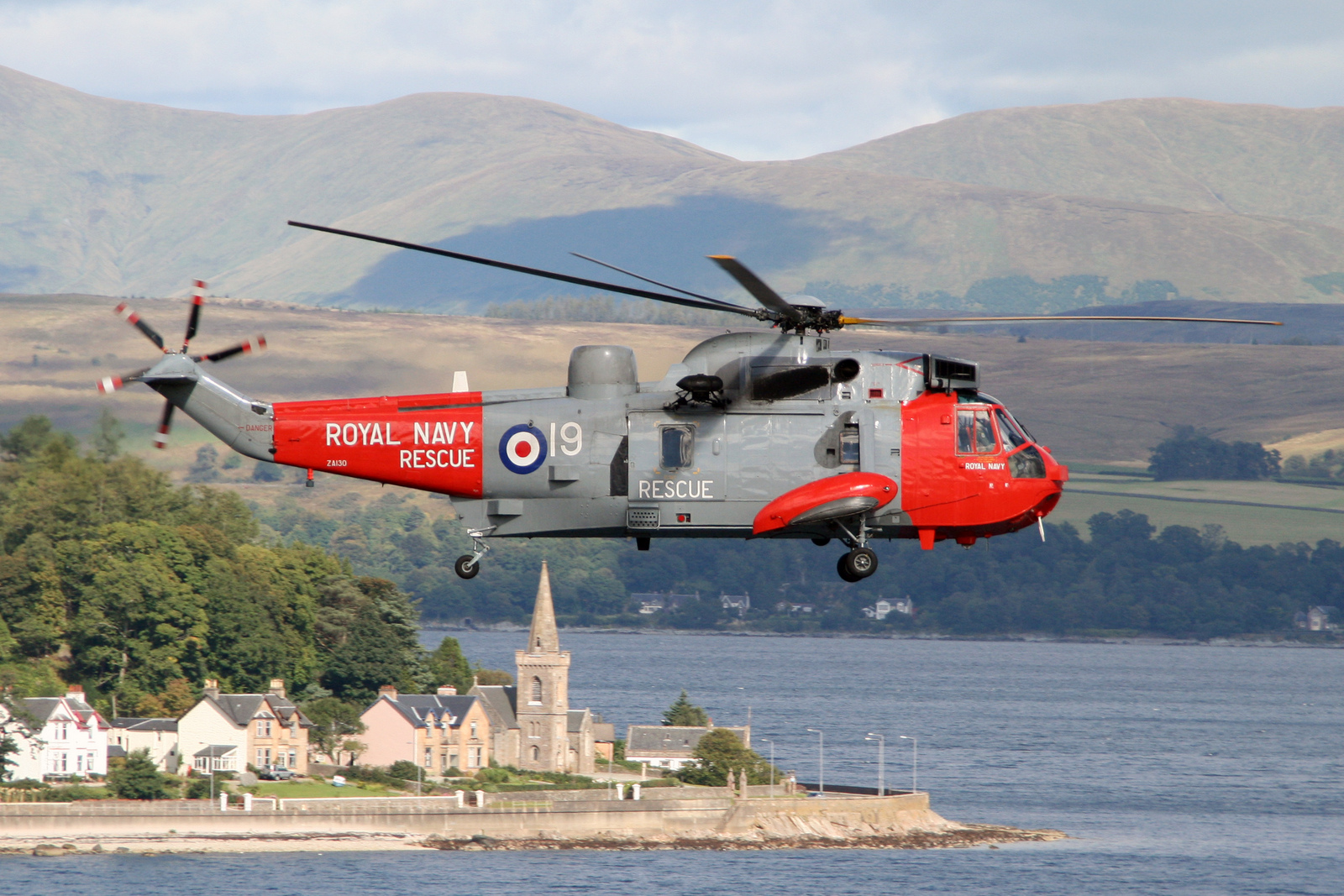 ZA130 (WA891) 1981 Westland Sea King HU5