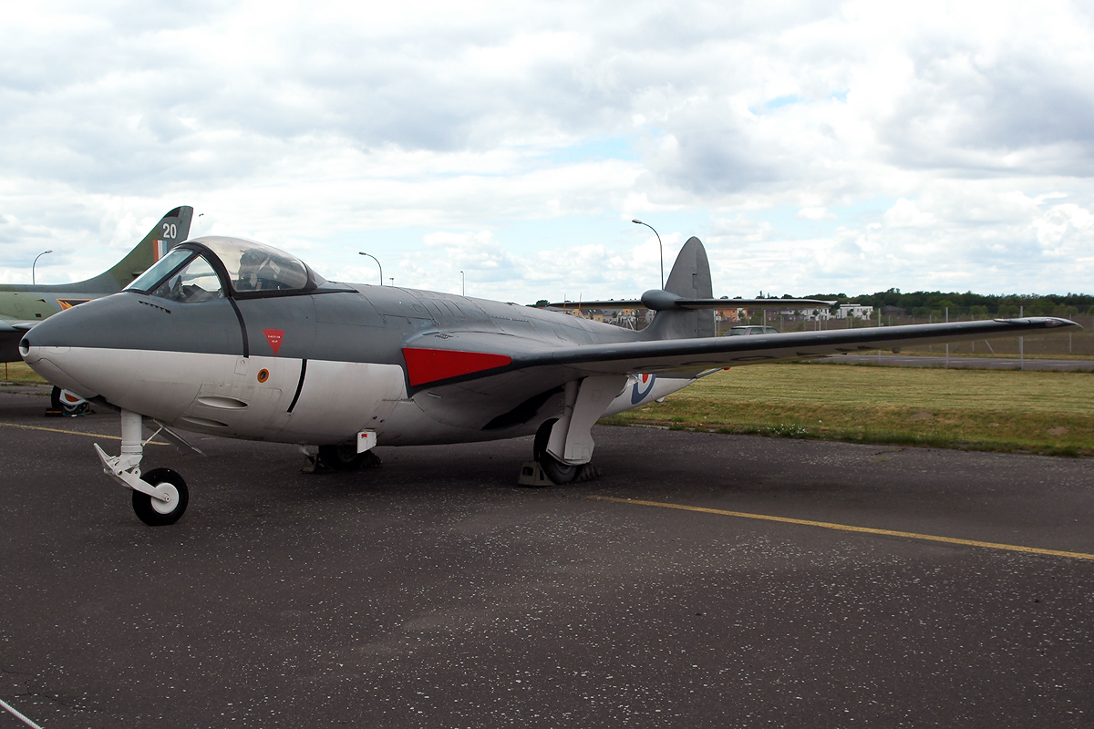 WV865 (6110) 1954 Hawker Sea Hawk FGA6